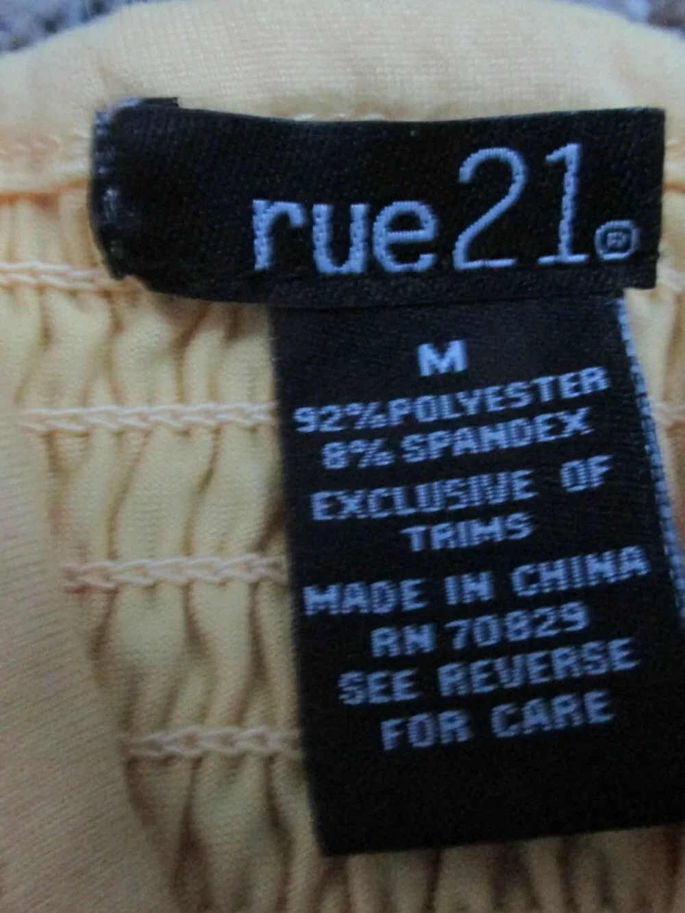 Rue21 Crop Top Pullover Belly Smocked Tank Top Shirt Womens Medium Yellow V Neck
